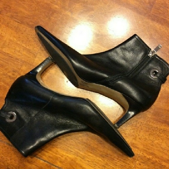 Anne Klein Shoes - ANNE KLEIN Black Ankle Leather Boots